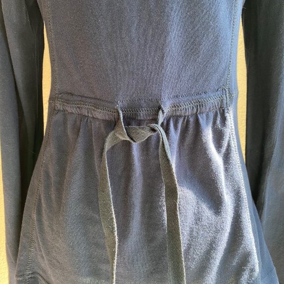 Free People navy blue t-shirt jacket with drawstring back Size 8 - Picture 9 of 16